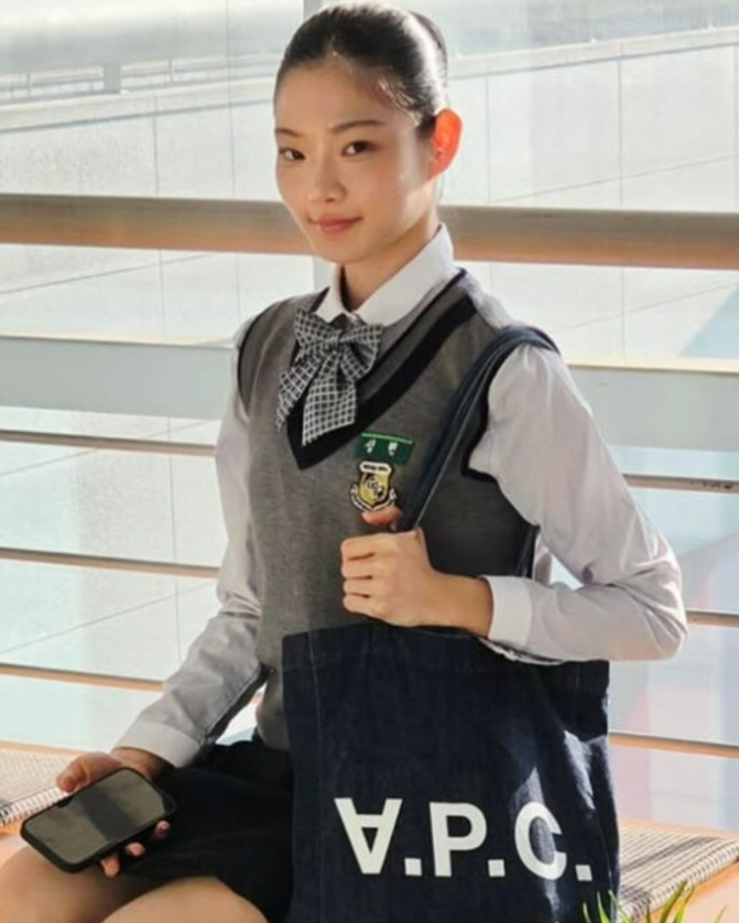 천지개벽할 정도!? 성동일 딸 성빈 지금 더 주목받는 이유는? 이미지 3