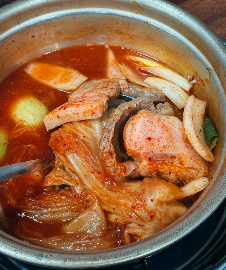 명동찌개마을 철산점 사진 4
