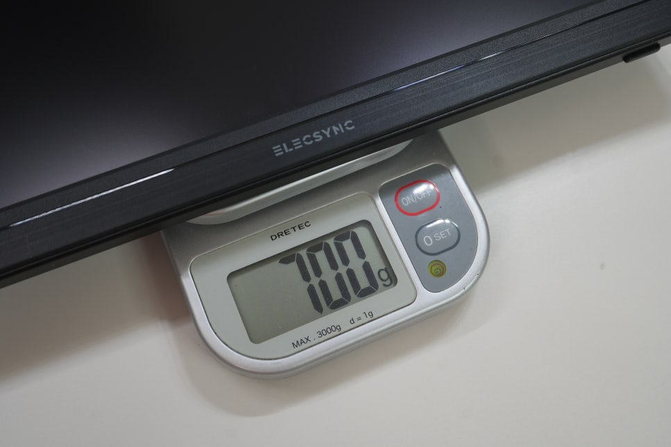일렉싱크 무선 포터블모니터 넥서스 W15K, 맥북 연결과 700g 휴대용모니터 후기