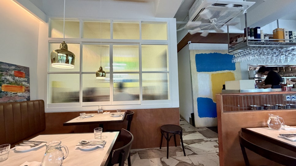 MANU TERRACE · KAIROS DESIGN