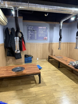 산야초숯불갈비 이미지