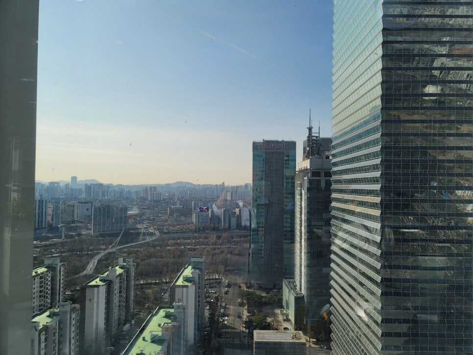 아워홈 하나증권 여의도점 사진 7