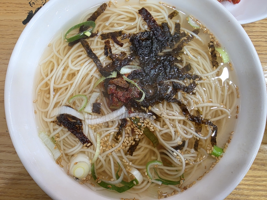 명동할머니국수 삼성역점 사진 2