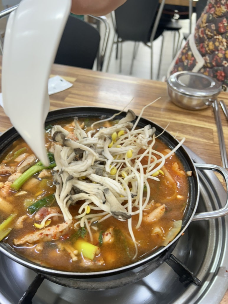 와촌식육식당 영통점 사진 5