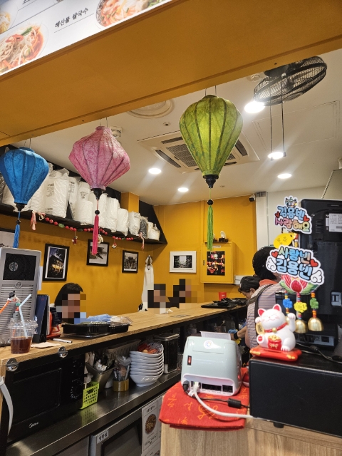 사이공본가 강남역점 사진 6
