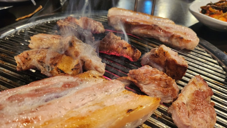 강산 대표 사진