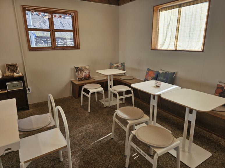 트리플선카페 이미지