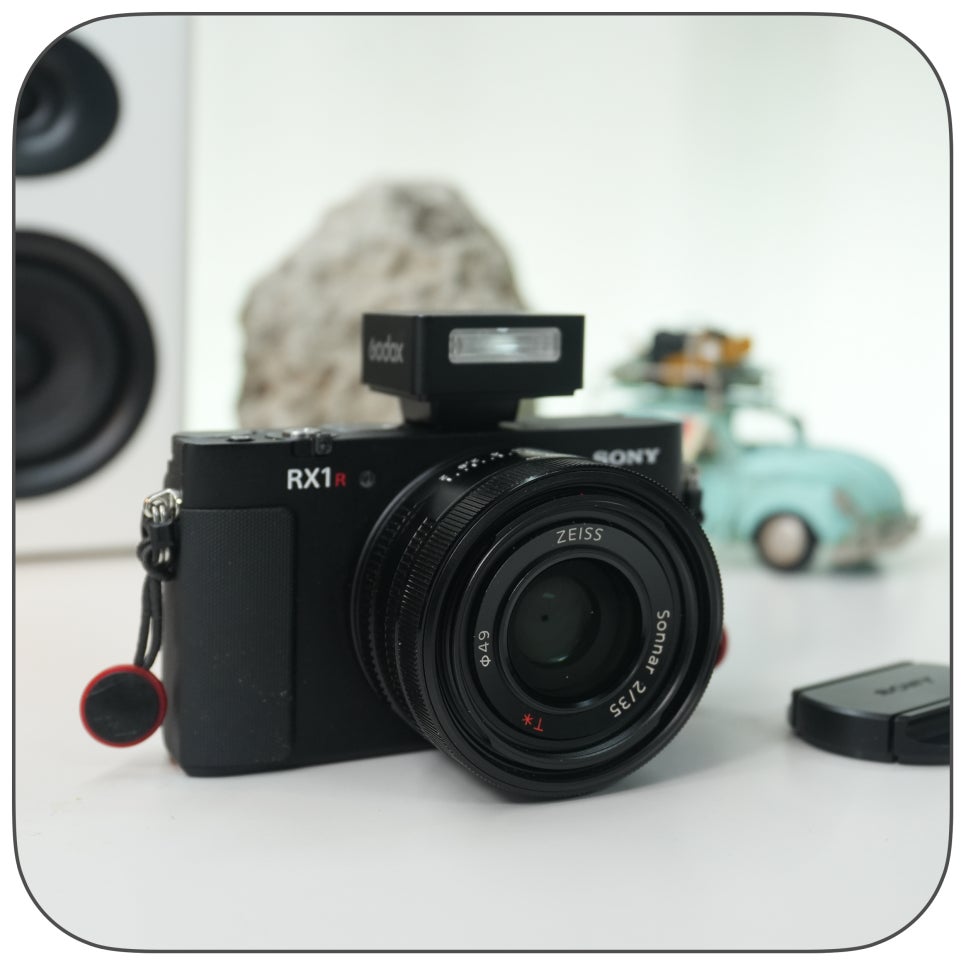 고독스 im20 플래시 실사용기 "소니 카메라 rx1r2과 미니 플래시의 조합