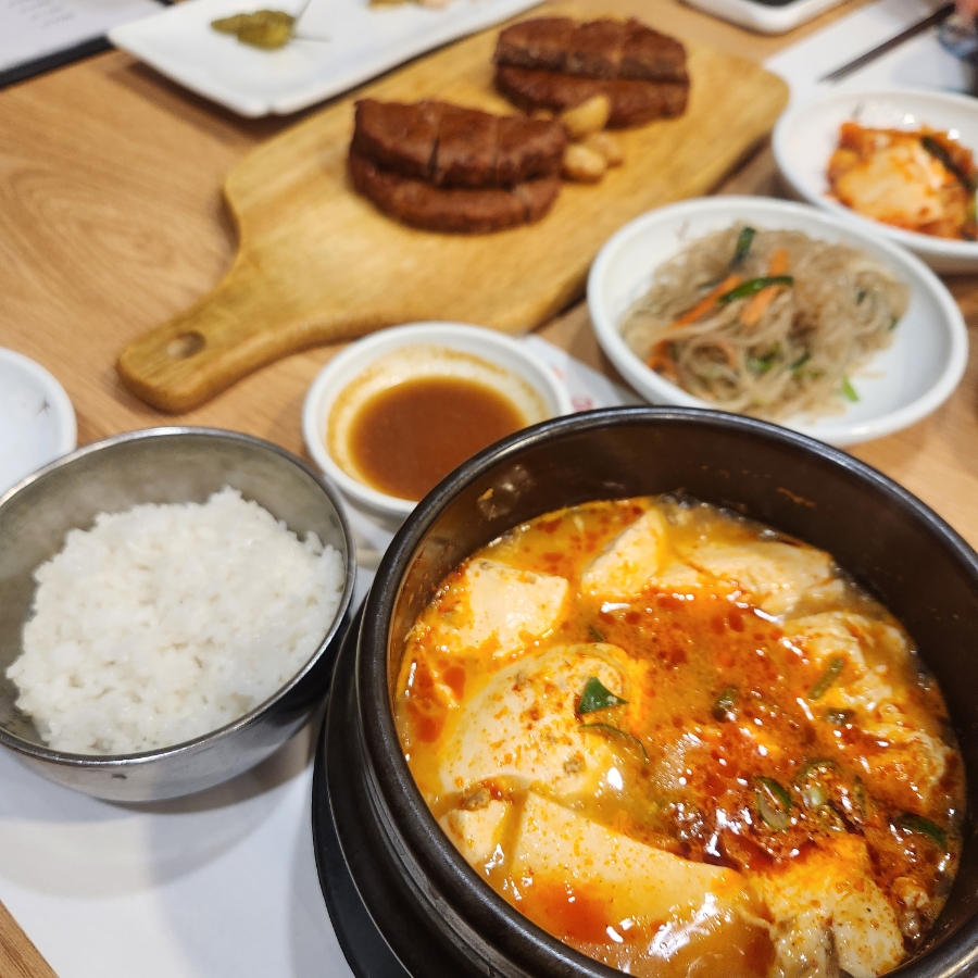 참배나무골오리집 여의도점 사진 7