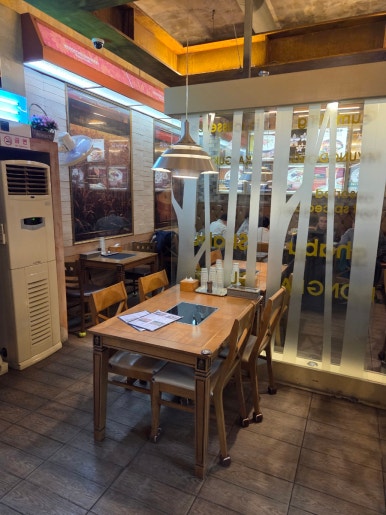 명동칼국수샤브샤브 학동점 사진 5