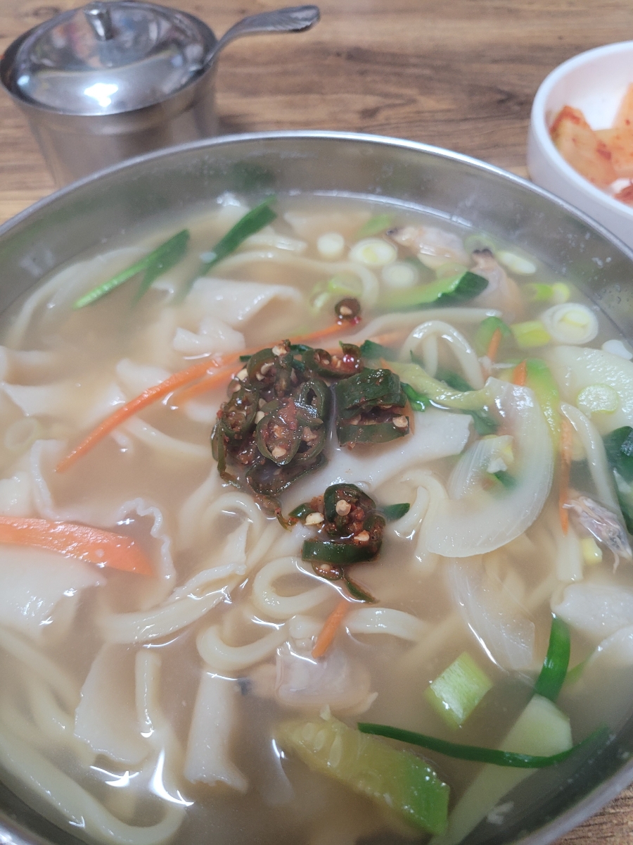 동의보감 수제비칼국수 사진 7