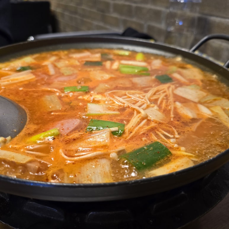 대왕부대찌개 대치본점 사진 2