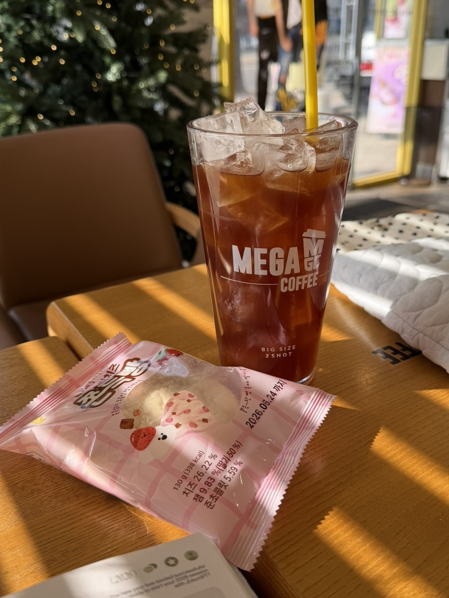 메가MGC커피 매탄권선역점 사진 8