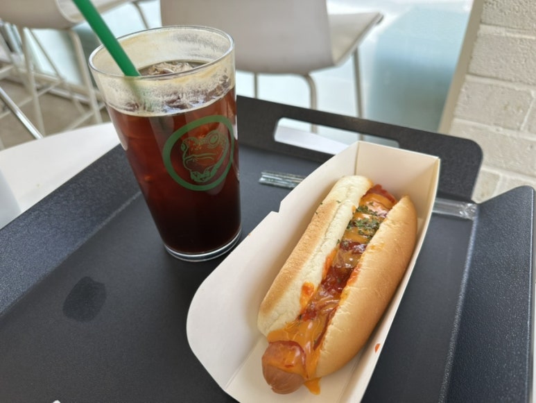 백억커피 홍대점 사진 4