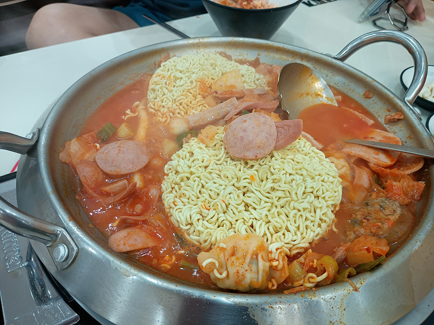 킹콩부대찌개 퍼블릭가산점 사진 2