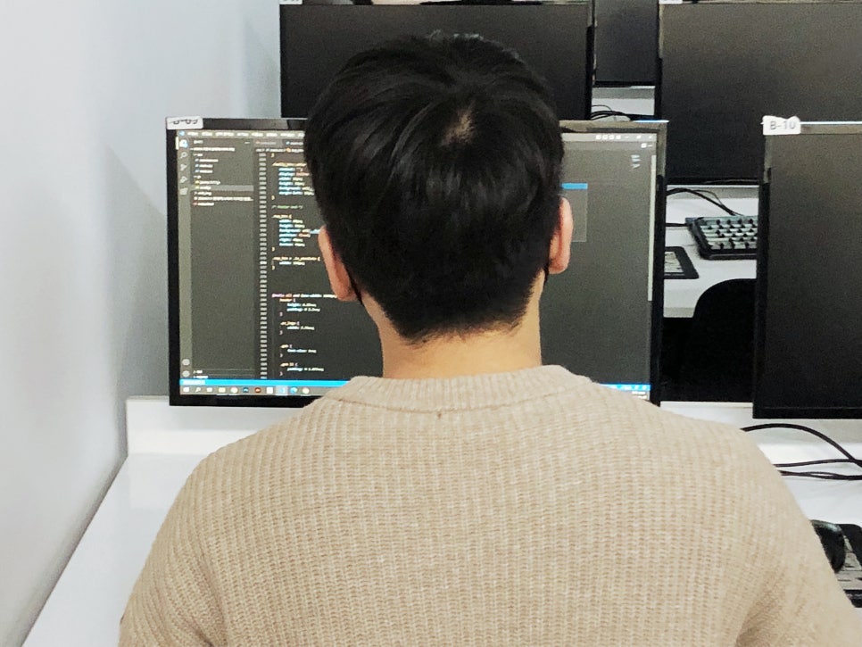 웹디자인학원 4개월 후기: 포트폴리오 완성 및 취업 지원 — 사진 3
