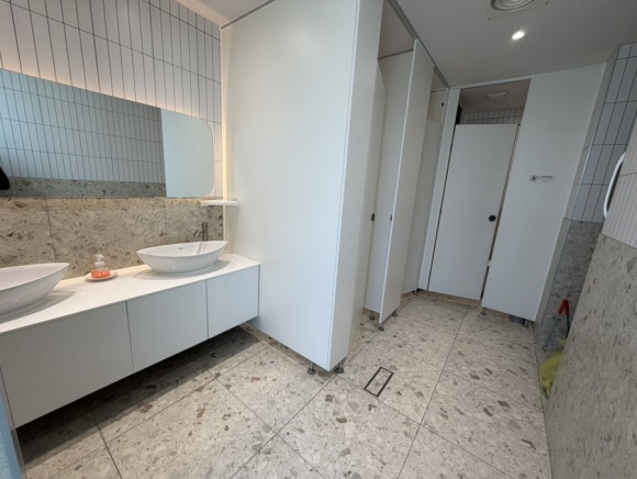 카페오무아무아 이미지