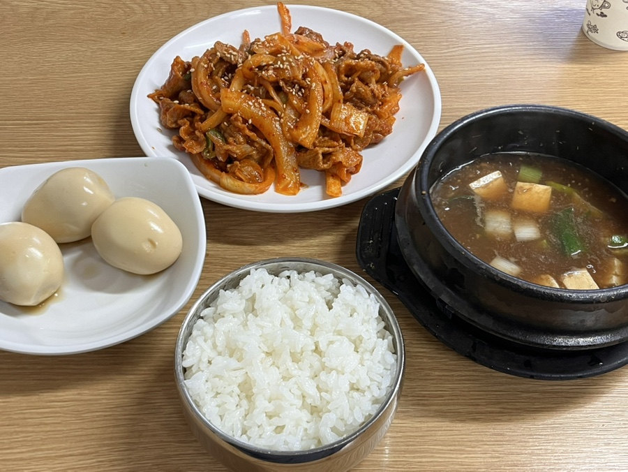 미래네식당 사진 7