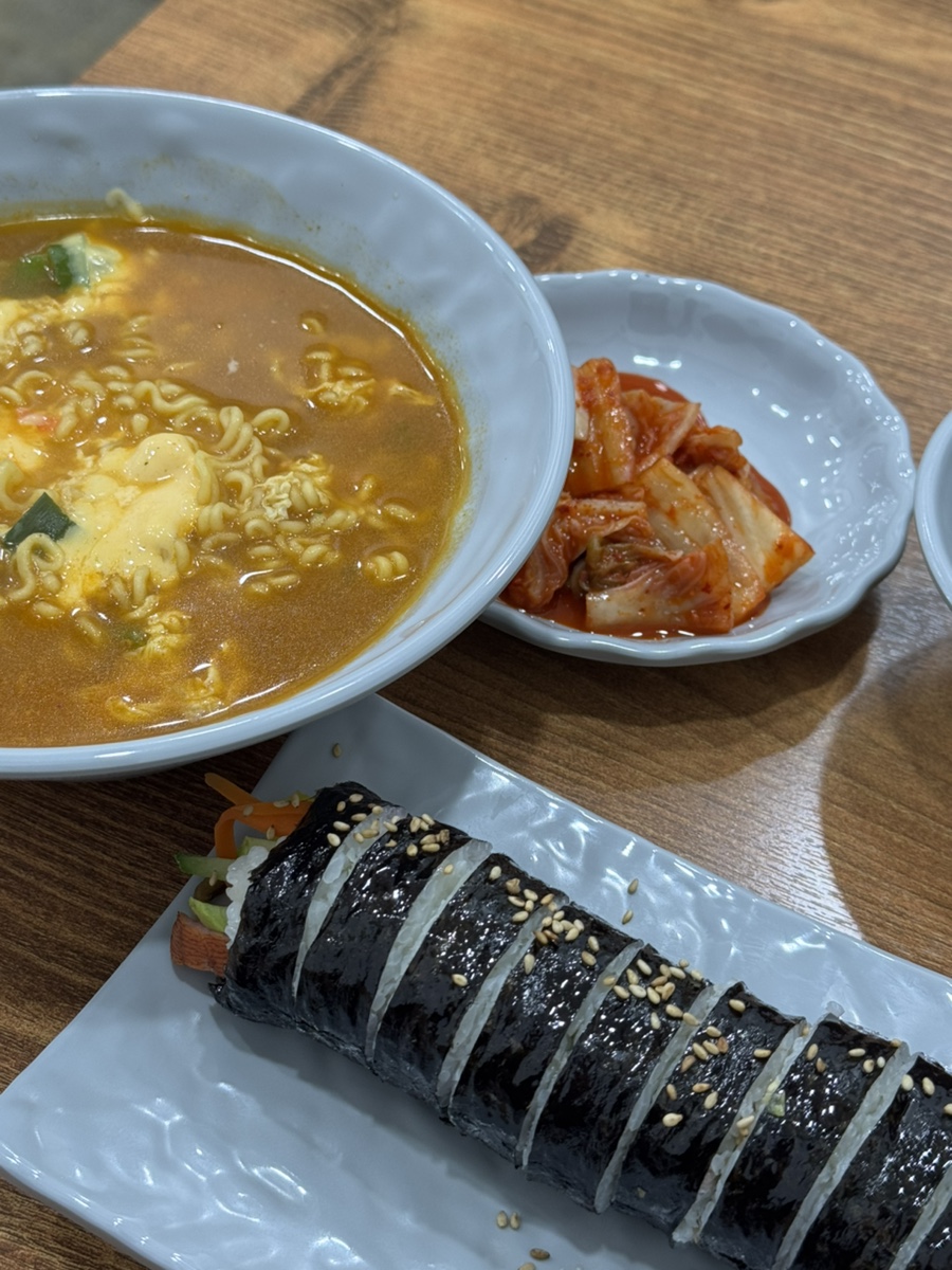 봉이김밥 사진 7