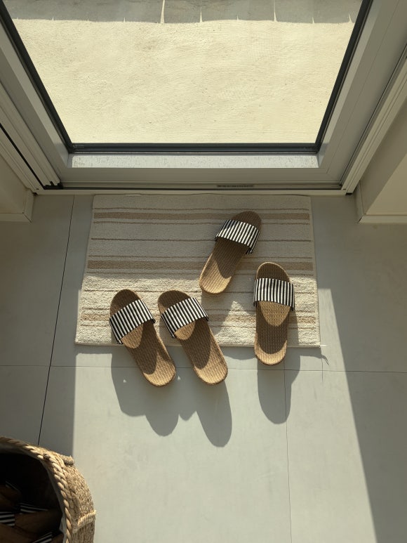 논논스테이 이미지