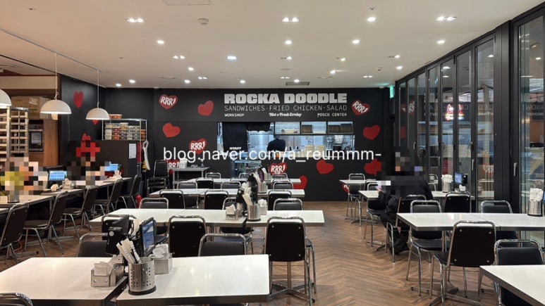롸카두들 내쉬빌 핫치킨 포스코센터점 사진 2