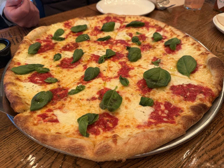 Dva Types 종로 맛집 (Paulie's) 피자 : 네이버 블로그