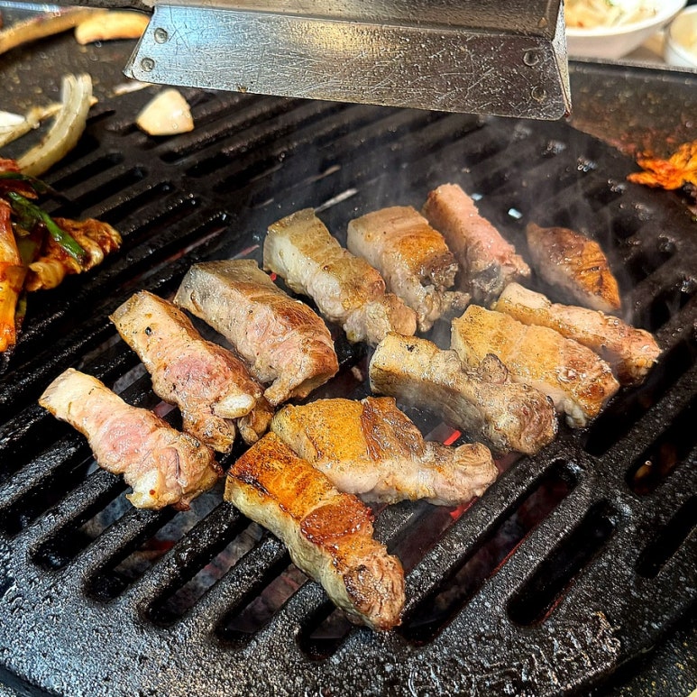 늑대정육식당 사진 4