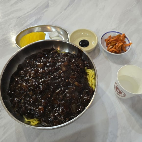 한정남의샤오차이 강남점 사진 2