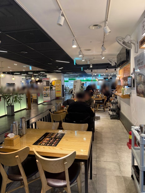 브라운돈까스 강남포스코점 사진 8