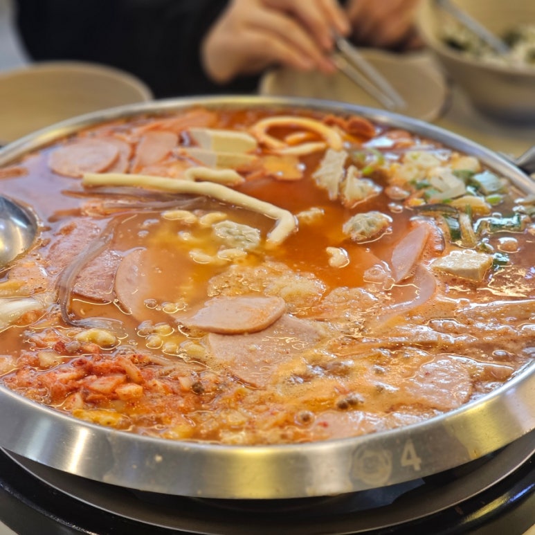 킹콩부대찌개 마곡점 사진 8