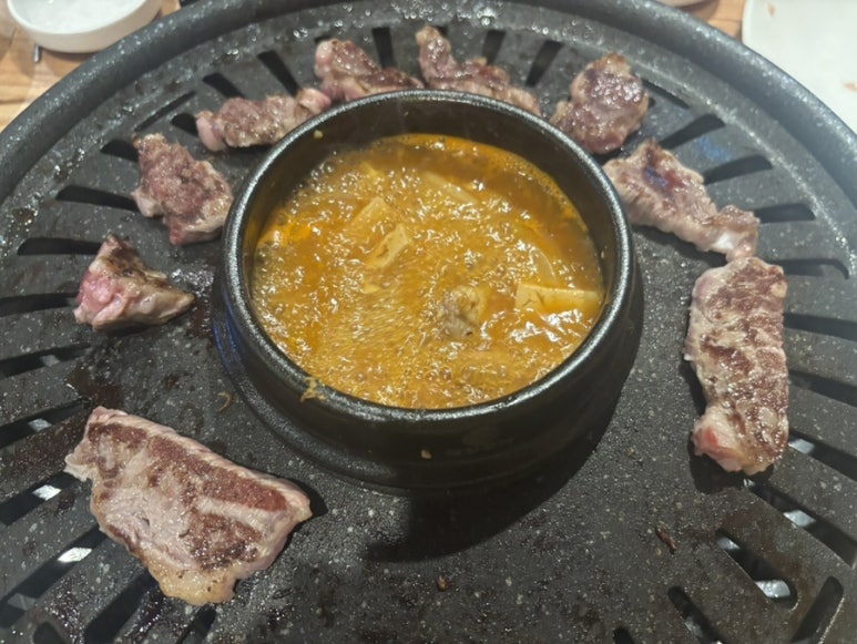 흥부이가정육식당 본점 사진 2