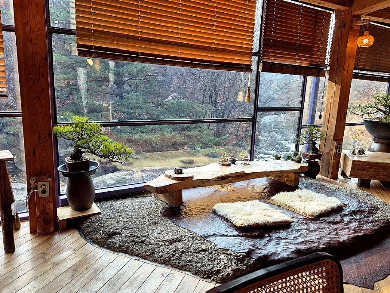 카페 돌 이미지