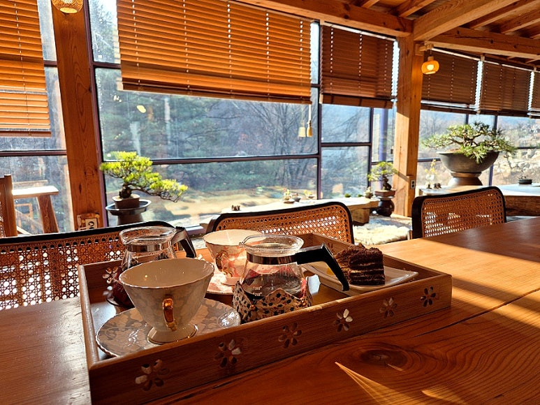 카페 돌 이미지