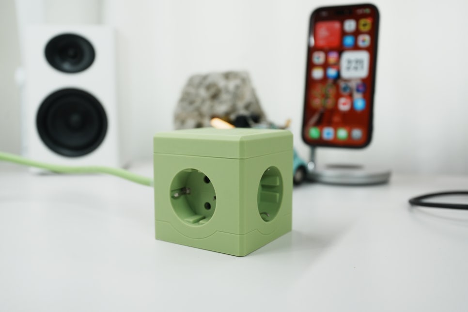 맥북 프로 16인치를 위한 MPG Art02 큐브 고용량 멀티탭 - USB GaN 65W 초고속 충전기 이미지 7