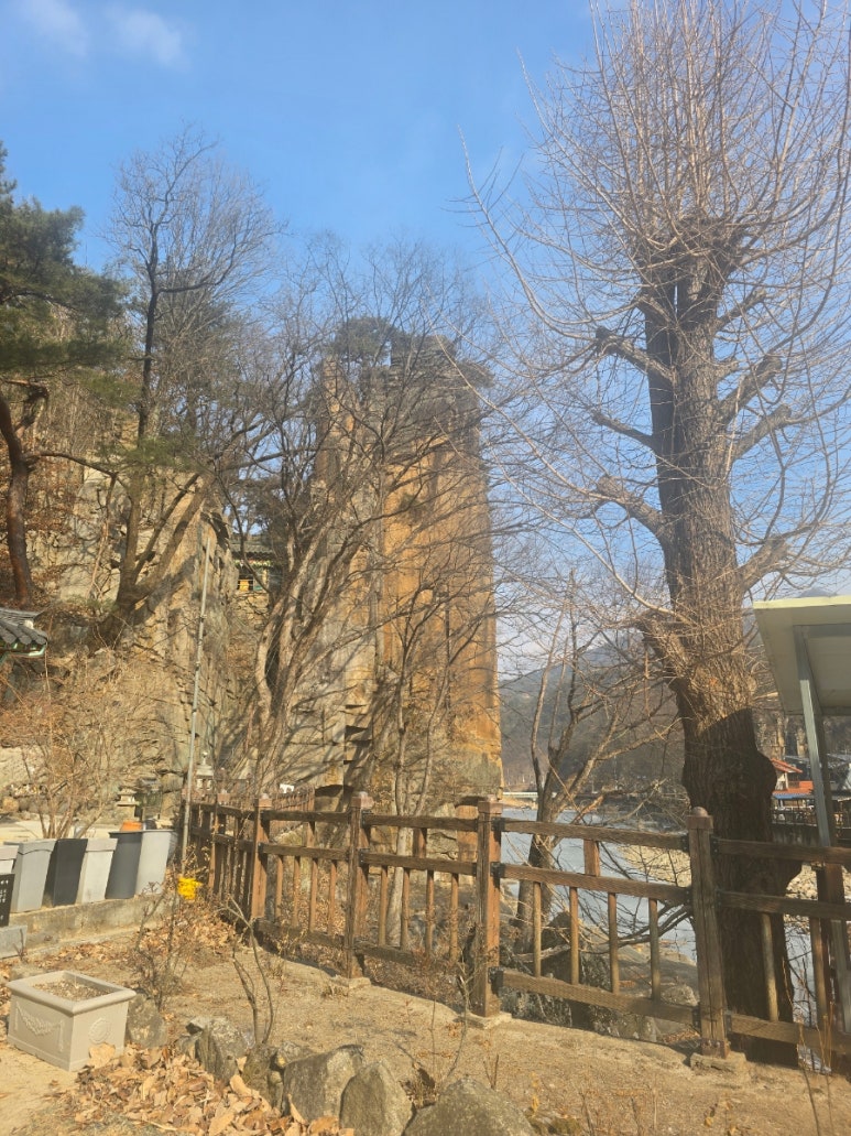 사인암 주차장 이미지