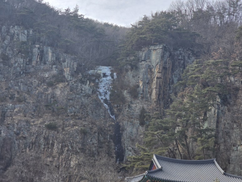 사인암 주차장 이미지