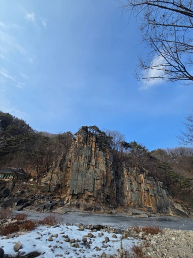 사인암 주차장 이미지