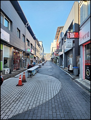 흑마늘 두부전골 한우국밥 이미지