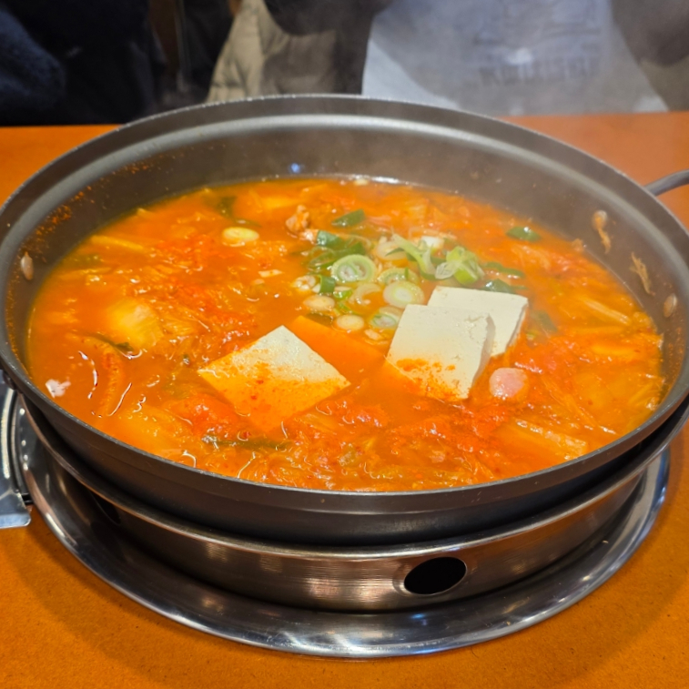 백채김치찌개 잠실새내점 사진 5