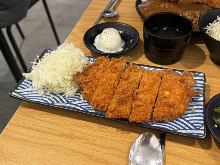 카레와돈까스 사진 6