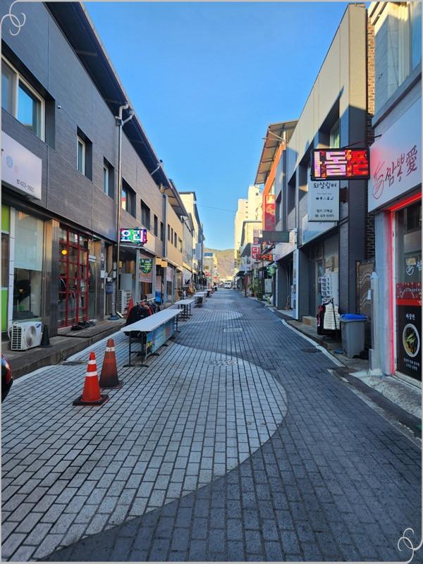 흑마늘 두부전골 한우국밥 이미지