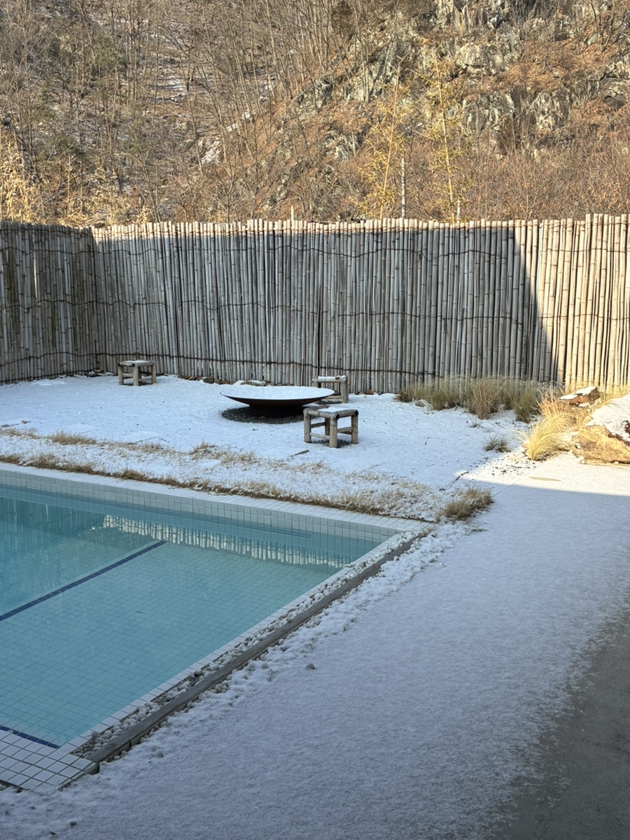 오무아무아 풀빌라 이미지