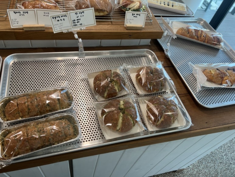 이끼베이커리 강변점 이미지