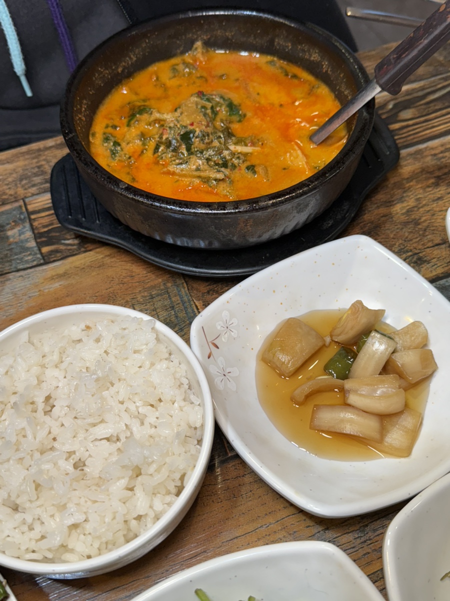 강릉엄지네꼬막집 강남점 사진 6
