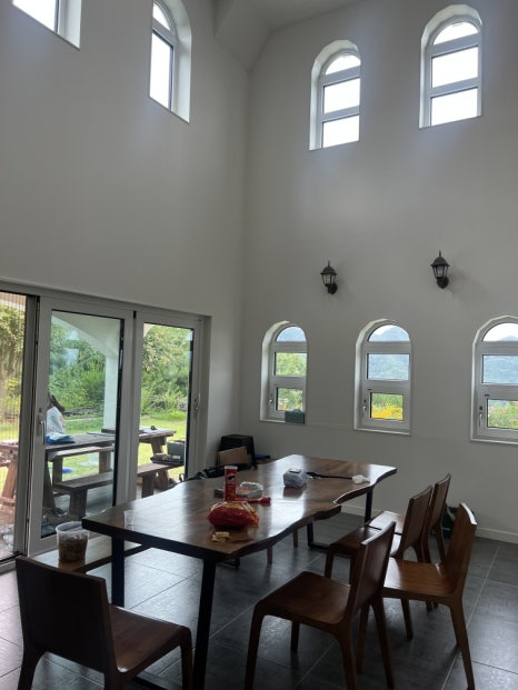 화이트하우스펜션 이미지