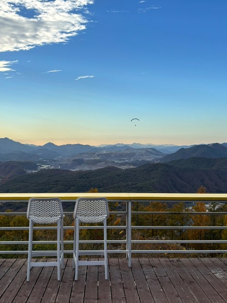 구름위의 산책 이미지