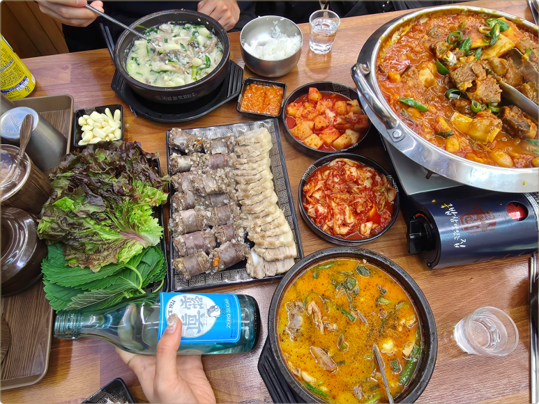 국밥 참 맛있는 집 역삼점 대표 사진