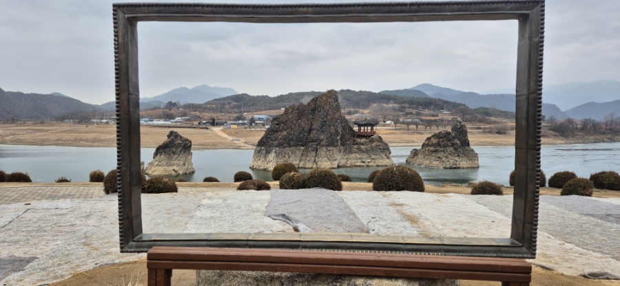 도담삼봉 이미지