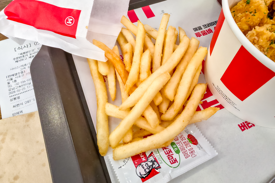 KFC 강남고속터미널점 사진 4