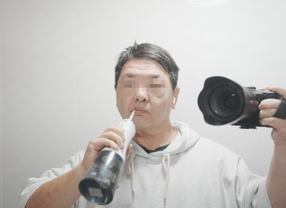 임플란트 사용자라면 필수 선택 오아 클린이워터B-UV 휴대용 무선 구강세정기 사용기 이미지 9
